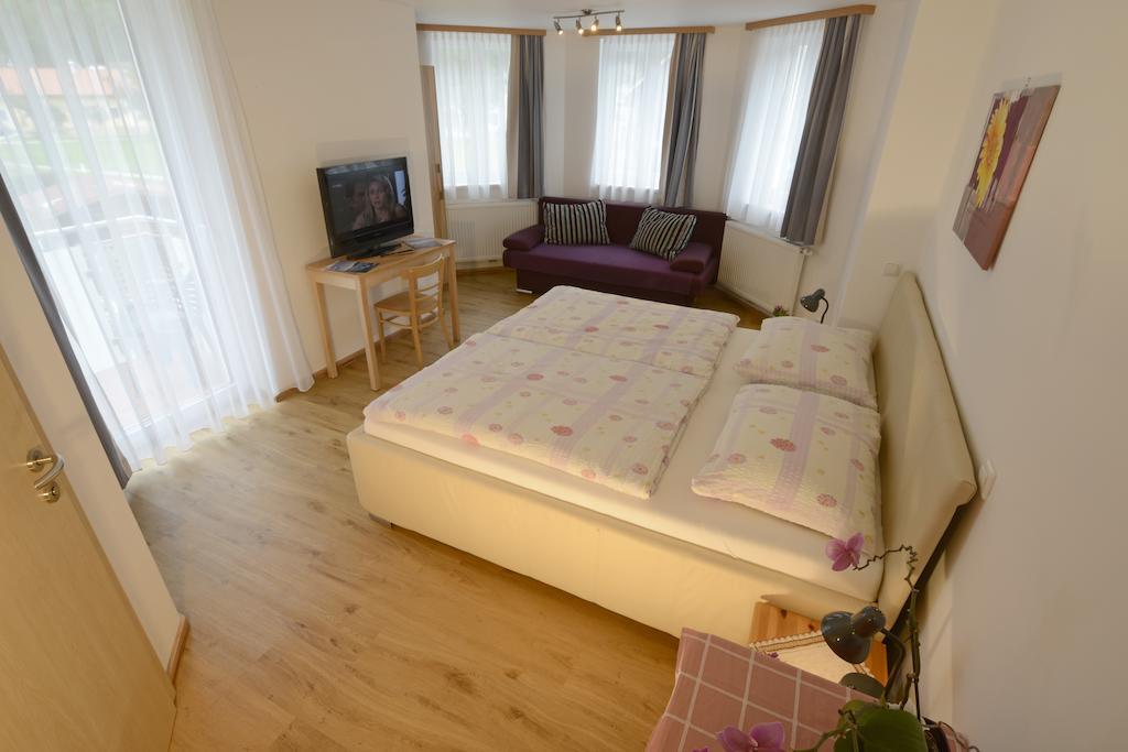 Gasthaus Pension Zur Nixe Steinbach am Attersee Phòng bức ảnh